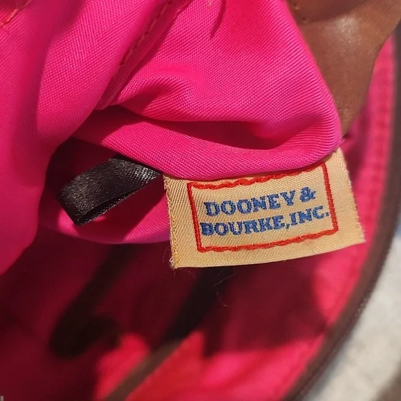 Vintage Dooney & Bourke Small Nylon Handbag - Picture 10 of 11